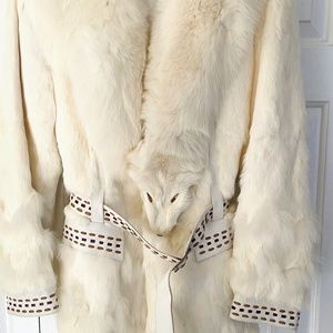 GENUINE LAMBSKIN LEATHER COAT /JACKET WITH REAL IVORY FOX FUR COLLAR